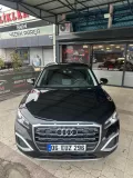 Audi Q2 Oto Cam Filmi Uygulaması